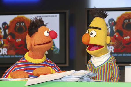 Präsentation der Sonderbriefmarke 'Sesamstrasse' in Hamburg