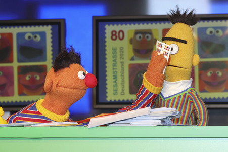 Präsentation der Sonderbriefmarke 'Sesamstrasse' in Hamburg