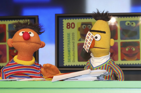 Präsentation der Sonderbriefmarke 'Sesamstrasse' in Hamburg