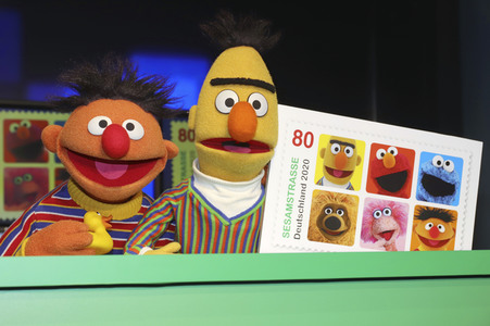 Präsentation der Sonderbriefmarke 'Sesamstrasse' in Hamburg
