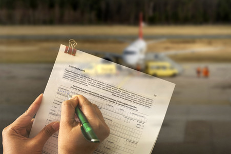 Symbolfoto Aussteigekarte