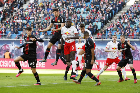 Fußball-Bundesliga Spiel RB Leipzig - Bayer 04 Leverkusen in Leipzig