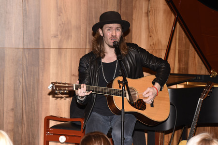 CD-Präsentation von Gil Ofarimin München