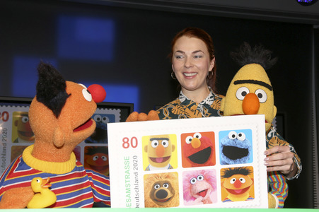 Präsentation der Sonderbriefmarke 'Sesamstrasse' in Hamburg