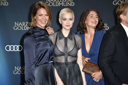 Filmpremiere 'Narziss und Goldmund' in Berlin