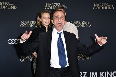 Filmpremiere 'Narziss und Goldmund' in Berlin