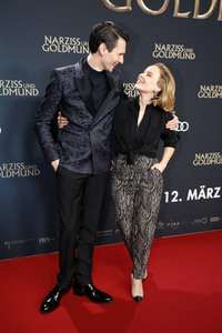 Filmpremiere 'Narziss und Goldmund' in Berlin