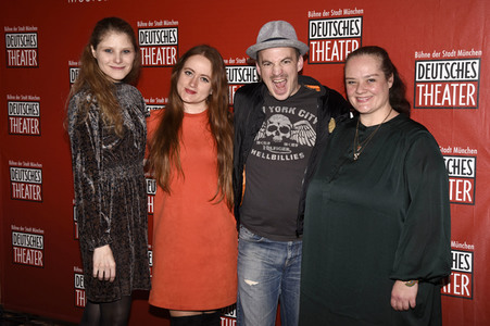 Theaterpremiere 'Sweeney Todd - The Demon Barber of Fleet Street' in München