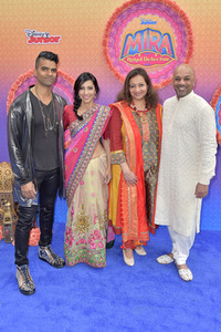 Serienpremiere 'Mira, Royal Detective' in Burbank