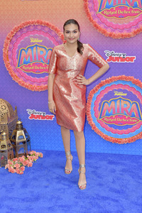 Serienpremiere 'Mira, Royal Detective' in Burbank