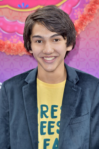 Serienpremiere 'Mira, Royal Detective' in Burbank