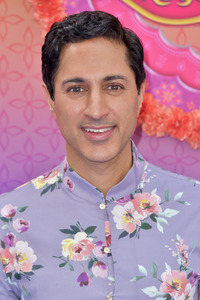 Serienpremiere 'Mira, Royal Detective' in Burbank