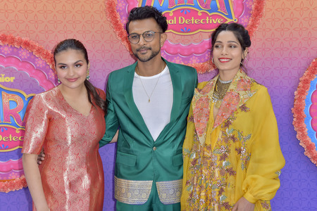 Serienpremiere 'Mira, Royal Detective' in Burbank