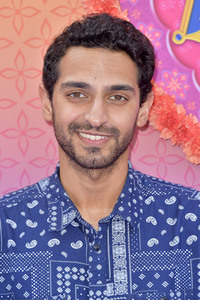 Serienpremiere 'Mira, Royal Detective' in Burbank