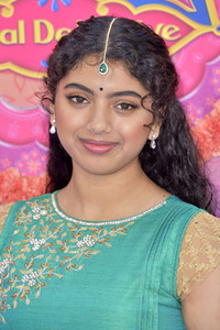 Serienpremiere 'Mira, Royal Detective' in Burbank