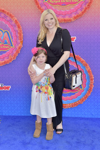 Serienpremiere 'Mira, Royal Detective' in Burbank