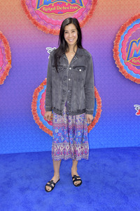 Serienpremiere 'Mira, Royal Detective' in Burbank