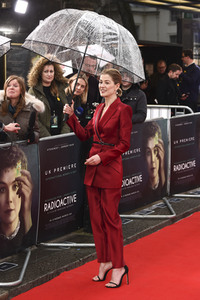 Filmpremiere 'Marie Curie - Elemente des Lebens' in London