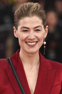 Filmpremiere 'Marie Curie - Elemente des Lebens' in London