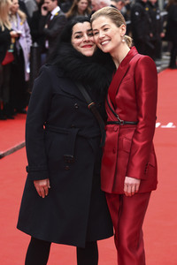 Filmpremiere 'Marie Curie - Elemente des Lebens' in London