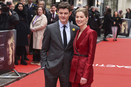 Filmpremiere 'Marie Curie - Elemente des Lebens' in London