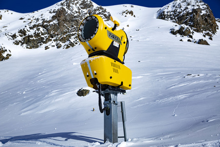 Symbolfoto Schneekanone