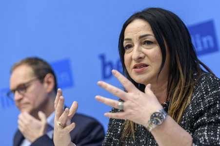 Pressekonferenz zur Absage von Veranstaltungen mit mehr als 1000 Personen in Berlin