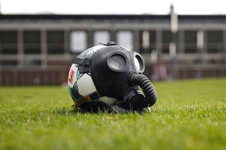 Symbolbild Absage Bundesliga wegen Coronavirus