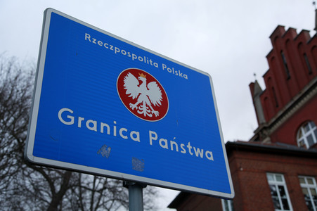 Deutsch-polnische Grenze zwischen Zgorzelec und Görlitz wird von polnischen Spezialkräften kontrolliert