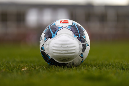 Symbolbild Absage Bundesliga wegen Coronavirus
