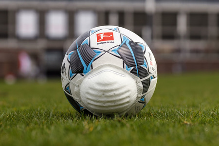 Symbolbild Absage Bundesliga wegen Coronavirus