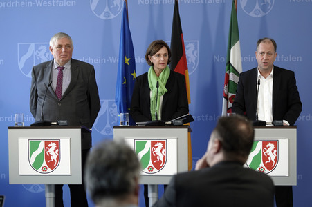 Pressebriefing zur Eindämmung des Coronavirus in Düsseldorf