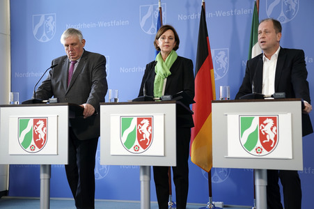 Pressebriefing zur Eindämmung des Coronavirus in Düsseldorf