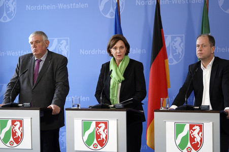 Pressebriefing zur Eindämmung des Coronavirus in Düsseldorf