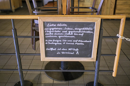 Symbolfoto Coronavirus Auswirkungen am Flughafen Hannover