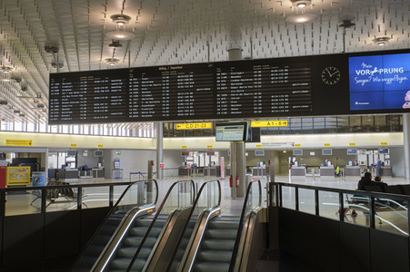 Symbolfoto Coronavirus Auswirkungen am Flughafen Hannover
