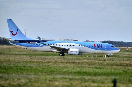 Symbolfoto Coronavirus Auswirkungen am Flughafen Hannover
