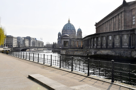 Ausflugsziele nach Schließung zum Schutz gegen die Ausbreitung des Corona-Virus in Berlin