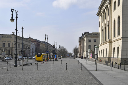 Ausflugsziele nach Schließung zum Schutz gegen die Ausbreitung des Corona-Virus in Berlin
