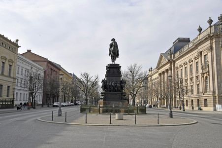 Ausflugsziele nach Schließung zum Schutz gegen die Ausbreitung des Corona-Virus in Berlin