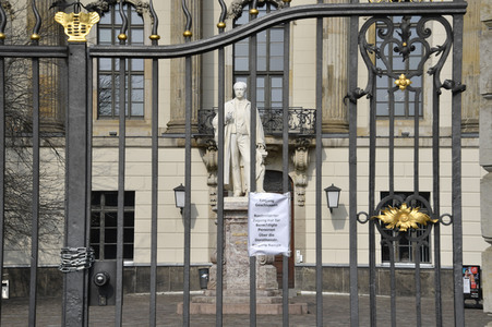 Ausflugsziele nach Schließung zum Schutz gegen die Ausbreitung des Corona-Virus in Berlin