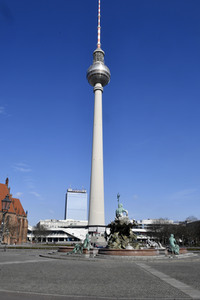 Ausflugsziele nach Schließung zum Schutz gegen die Ausbreitung des Corona-Virus in Berlin