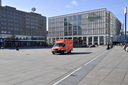 Ausflugsziele nach Schließung zum Schutz gegen die Ausbreitung des Corona-Virus in Berlin