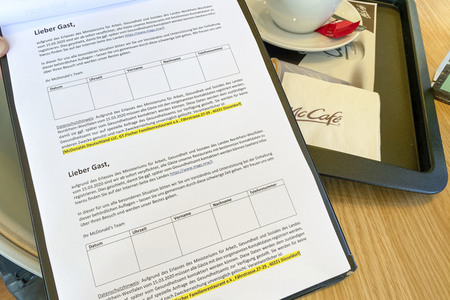 Coronavirus Schutzmaßnahmen bei McDonald's in Düsseldorf