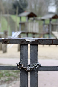 Symbolfoto Schließung von Spielplätzen in Berlin