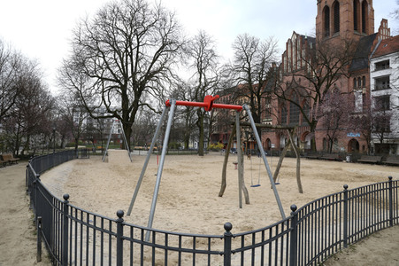 Symbolfoto Schließung von Spielplätzen in Berlin