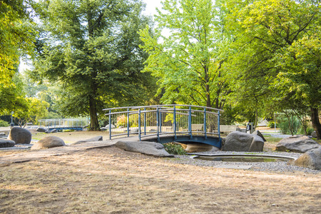 Menschenleerer Spielplatz in Nürnberg
