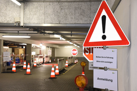 Eröffnung einer mobilen Teststation zum Testen auf Coronavirus-Infektion in München