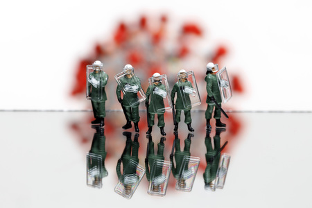 Symbolfoto Überwachung der Ausgangssperre