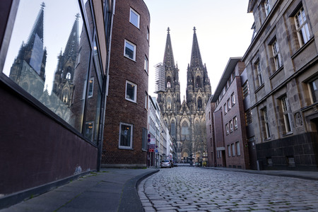 Symbolfoto Corona in Köln